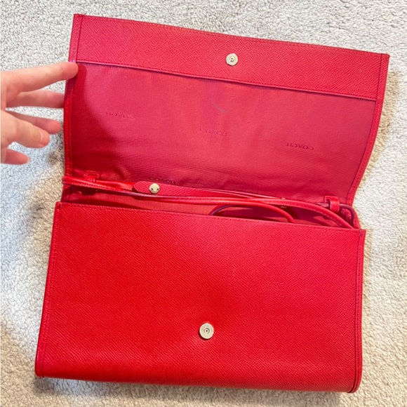 Coach red crossbody bag/clutch - Picture 3 of 6